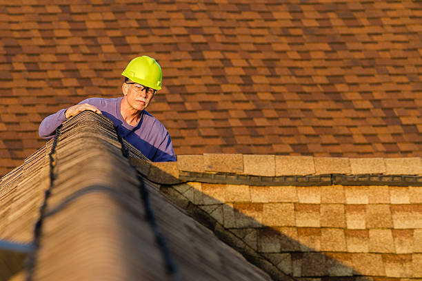 Best Flat Roof Repair Services  in Swisher, IA
